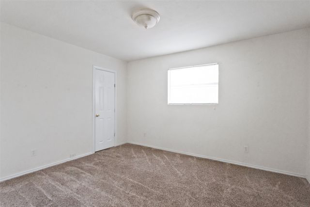 1811 Hidden Valley Road, Granbury, TX 76049