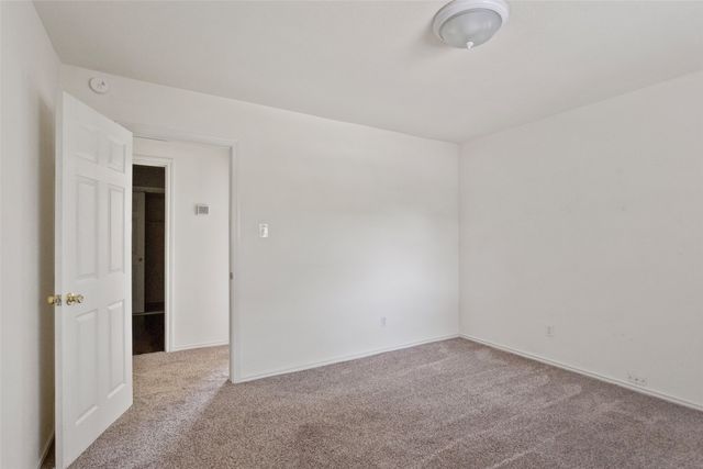 1811 Hidden Valley Road, Granbury, TX 76049