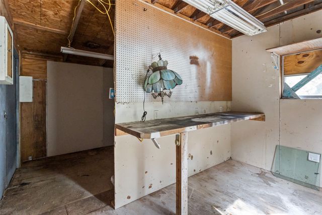 1811 Hidden Valley Road, Granbury, TX 76049