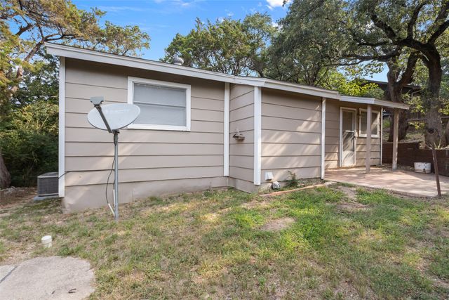 1811 Hidden Valley Road, Granbury, TX 76049