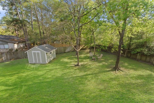 9 Lilium Court, The Woodlands, TX 77380