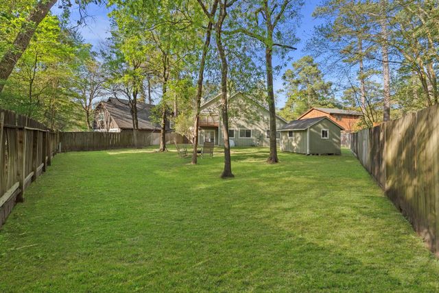 9 Lilium Court, The Woodlands, TX 77380