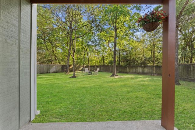 9 Lilium Court, The Woodlands, TX 77380