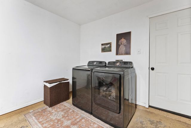 9 Lilium Court, The Woodlands, TX 77380