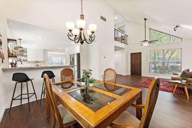 9 Lilium Court, The Woodlands, TX 77380