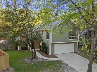 9 Lilium Court, The Woodlands, TX 77380
