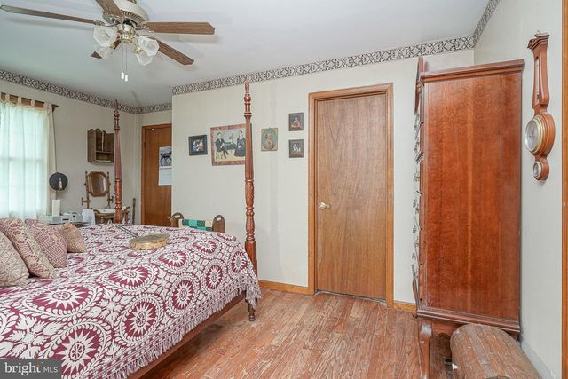 19 W CENTRAL AVE, Hammonton, NJ 08037