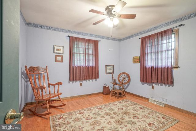 19 W CENTRAL AVE, Hammonton, NJ 08037