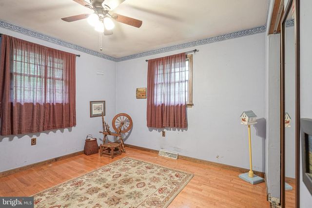 19 W CENTRAL AVE, Hammonton, NJ 08037