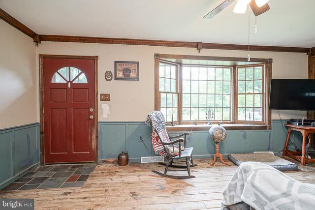 19 W CENTRAL AVE, Hammonton, NJ 08037