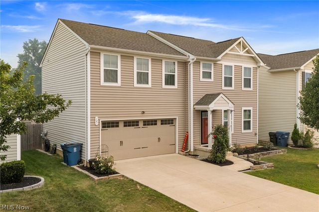 147 Springvale Drive, Amherst, OH 44001