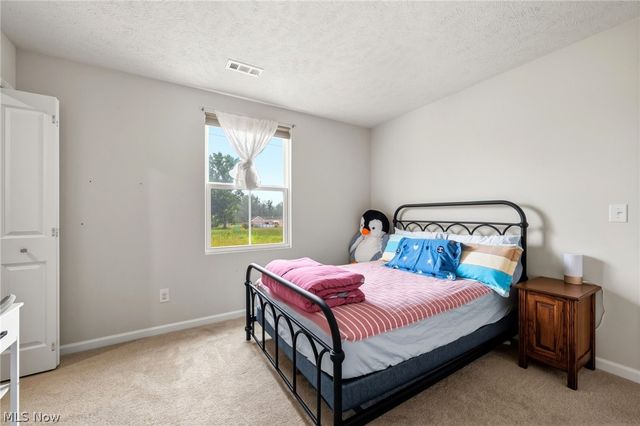 147 Springvale Drive, Amherst, OH 44001