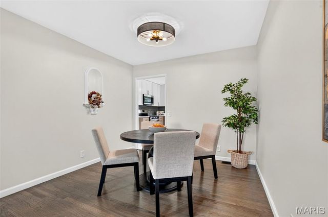2075 Barcelona Drive, Florissant, MO 63033