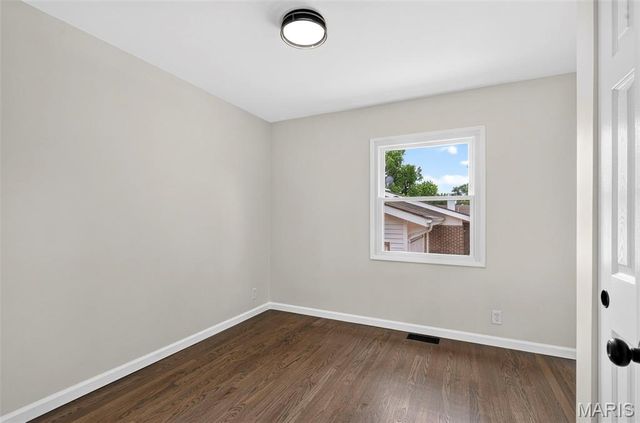 2075 Barcelona Drive, Florissant, MO 63033