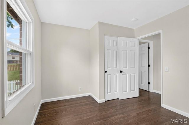 2075 Barcelona Drive, Florissant, MO 63033