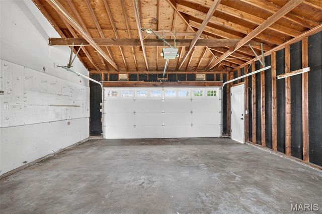 2075 Barcelona Drive, Florissant, MO 63033