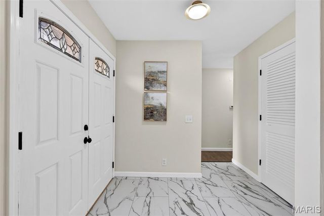 2075 Barcelona Drive, Florissant, MO 63033