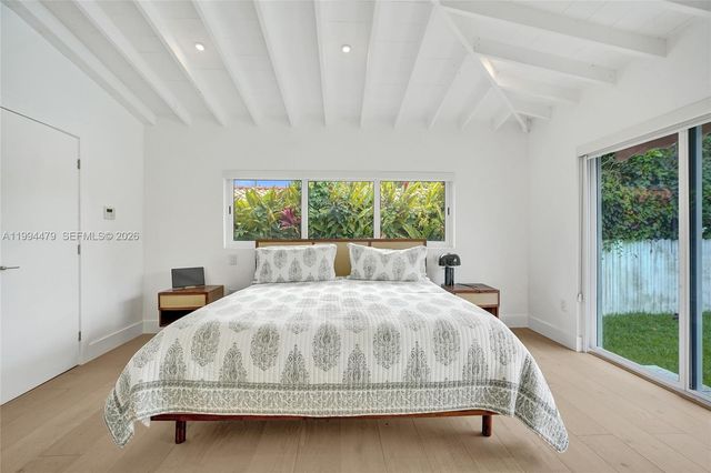 12478 N Bayshore Dr, North Miami, FL 33181