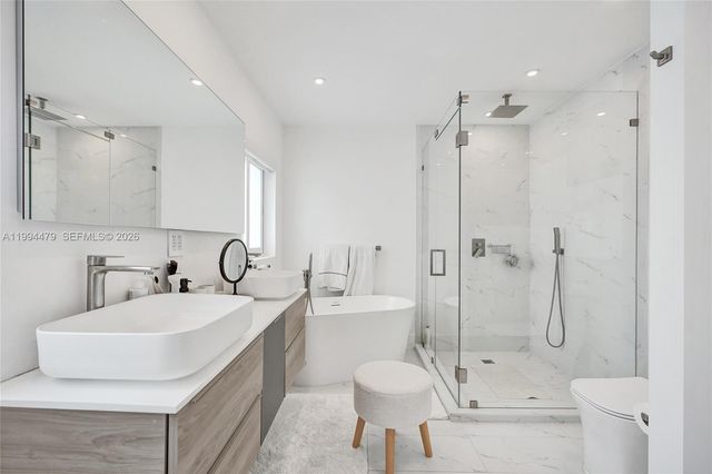 12478 N Bayshore Dr, North Miami, FL 33181