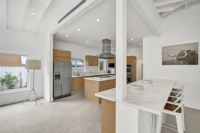 12478 N Bayshore Dr, North Miami, FL 33181