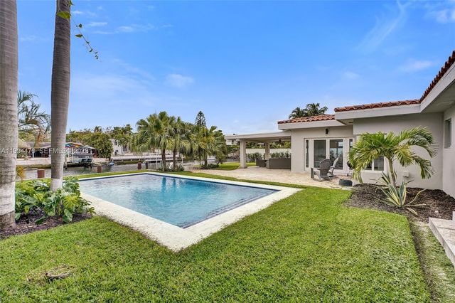 12478 N Bayshore Dr, North Miami, FL 33181