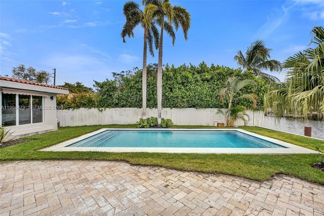 12478 N Bayshore Dr, North Miami, FL 33181