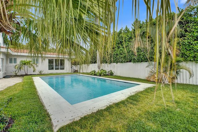 12478 N Bayshore Dr, North Miami, FL 33181