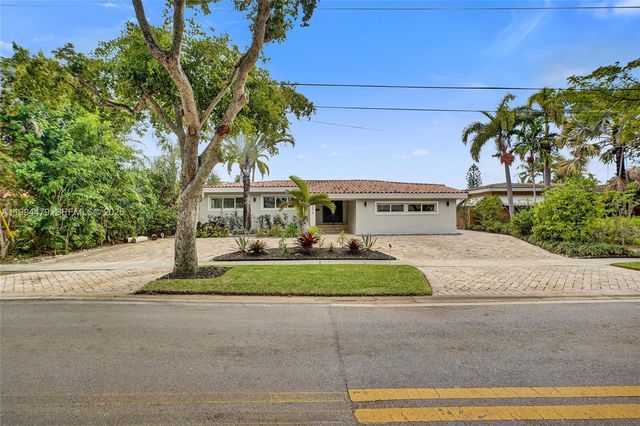 12478 N Bayshore Dr, North Miami, FL 33181