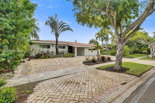 12478 N Bayshore Dr, North Miami, FL 33181