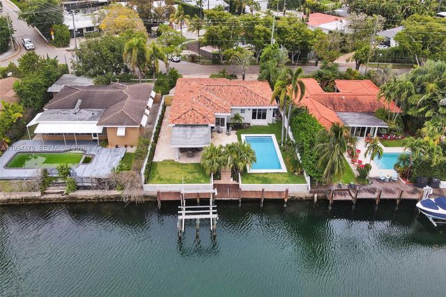 12478 N Bayshore Dr, North Miami, FL 33181