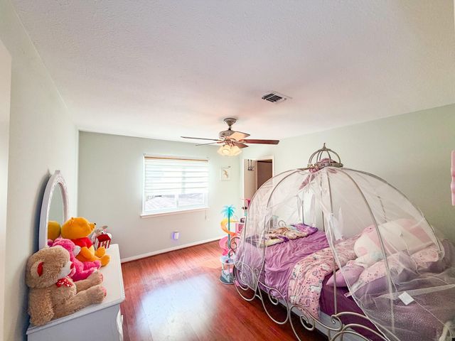 10723 Elmdale Drive, Houston, TX 77070