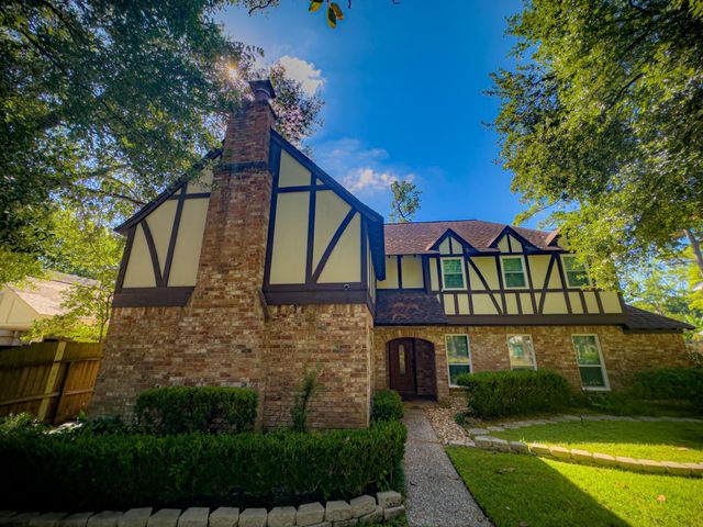 10723 Elmdale Drive, Houston, TX 77070