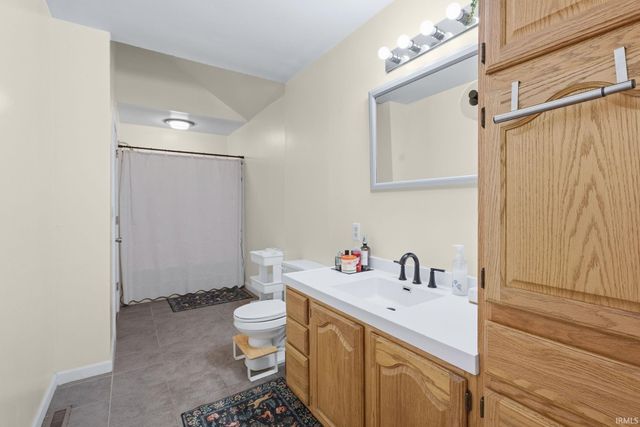 6290 W State Road 45, Bloomington, IN 47403