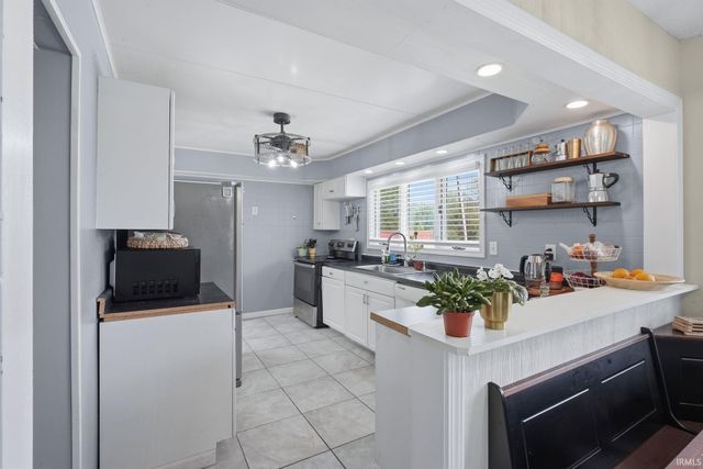 6290 W State Road 45, Bloomington, IN 47403