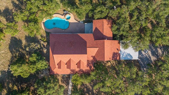2471 Oak Run DR, Wimberley, TX 78676