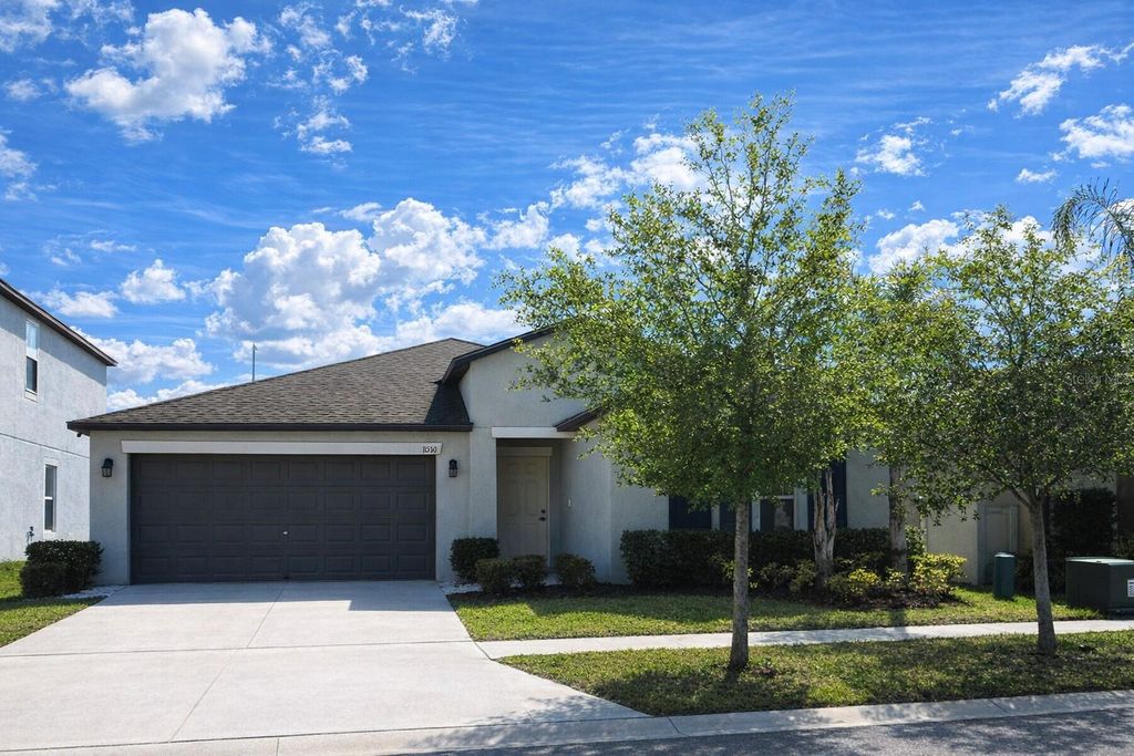 Image 2 of property listing at 11210 SAGE CANYON DRIVE, Riverview, FL 33578