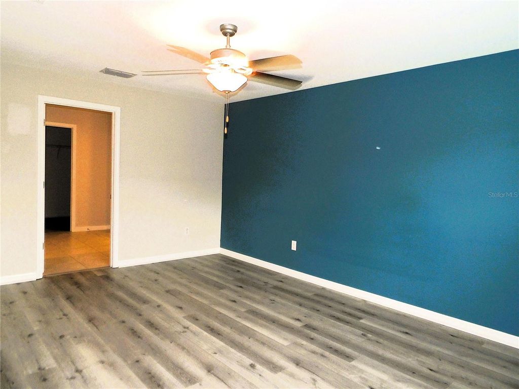 Image 17 of property listing at 11210 SAGE CANYON DRIVE, Riverview, FL 33578