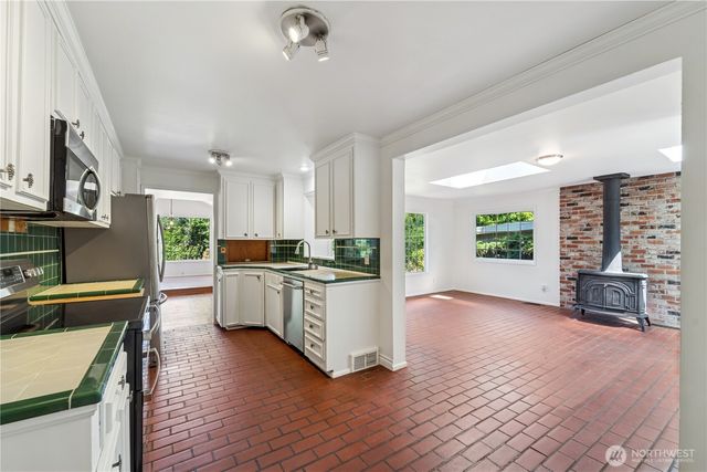 804 84th Avenue NE, Medina, WA 98039