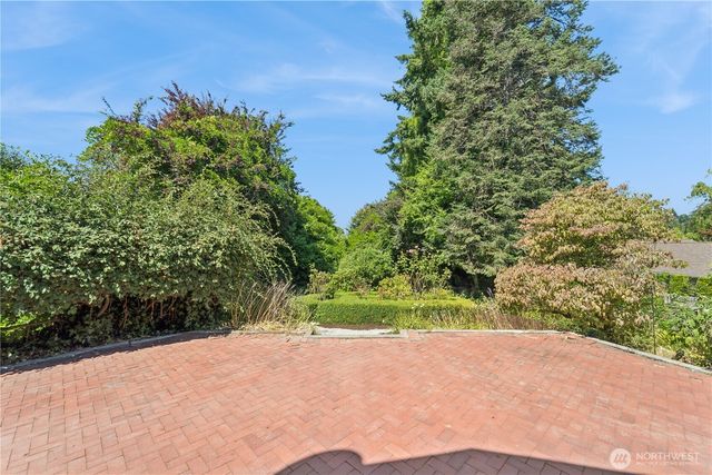 804 84th Avenue NE, Medina, WA 98039