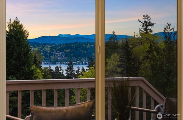 216 167th Place NE, Bellevue, WA 98008