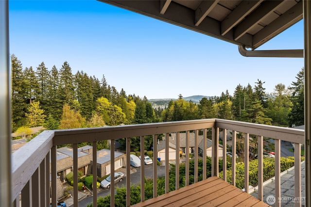 216 167th Place NE, Bellevue, WA 98008