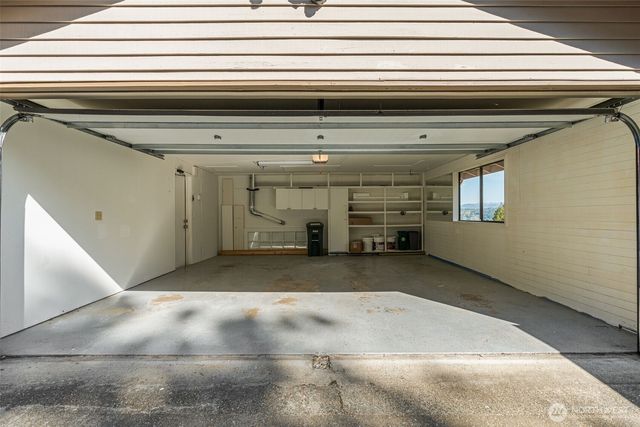 216 167th Place NE, Bellevue, WA 98008