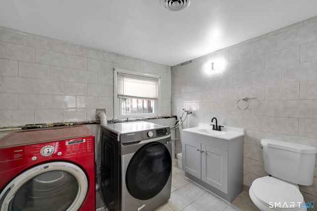 178 Kelly Road, South Windsor, CT 06074