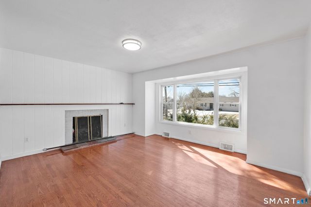 178 Kelly Road, South Windsor, CT 06074