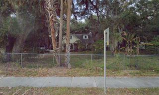 1904 E UNIVERSITY AVENUE, Gainesville, FL 32641