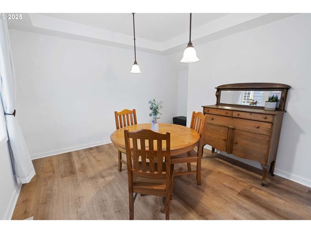 265 23RD St, Astoria, OR 97103