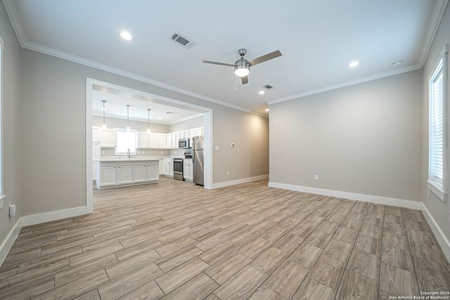 1418 Burleson, San Antonio, TX 78202