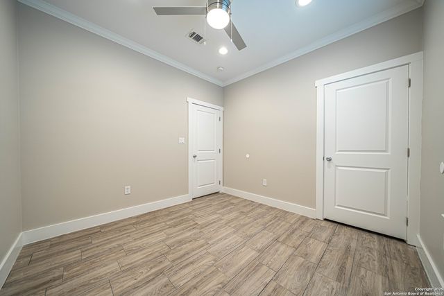 1418 Burleson, San Antonio, TX 78202