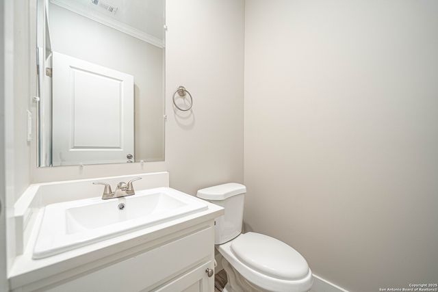 1418 Burleson, San Antonio, TX 78202