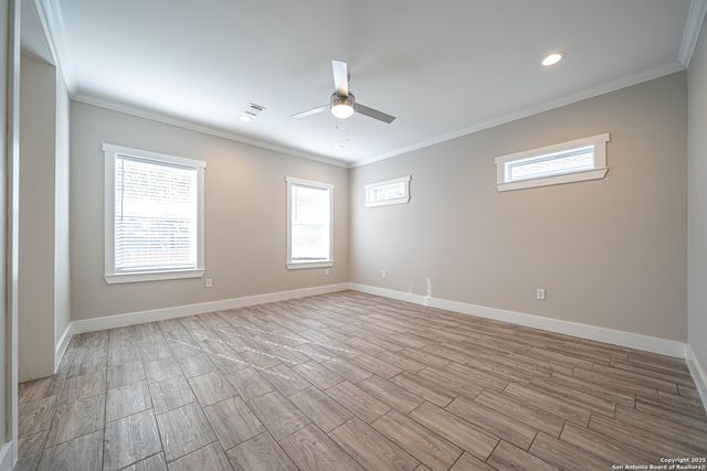 1418 Burleson, San Antonio, TX 78202